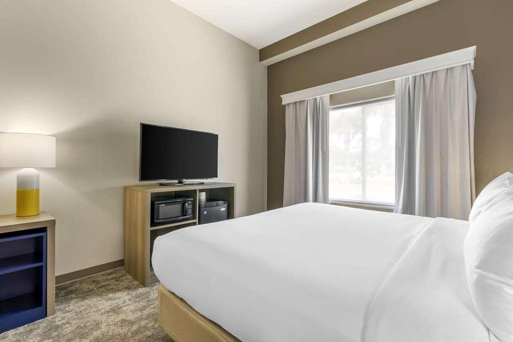 Comfort Suites Sarasota-Siesta Key Vamo Номер фото