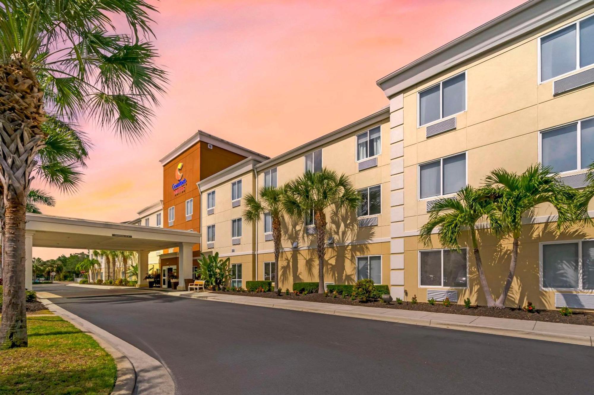 Comfort Suites Sarasota-Siesta Key Vamo Екстер'єр фото