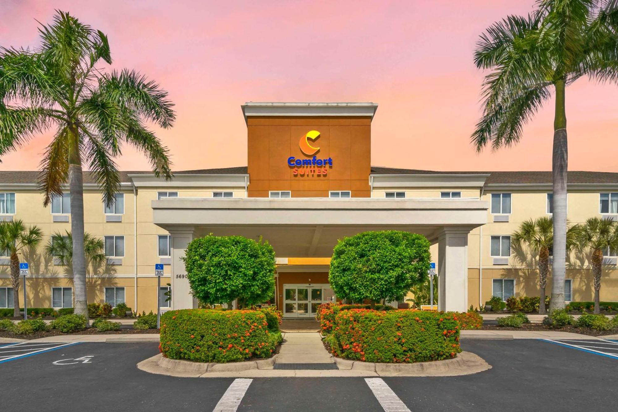 Comfort Suites Sarasota-Siesta Key Vamo Екстер'єр фото
